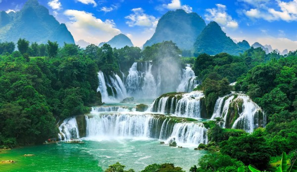 BAN GIOC WATERFALL - PAC BO - BA BE LAKE (3 DAYS 2 NIGHTS )