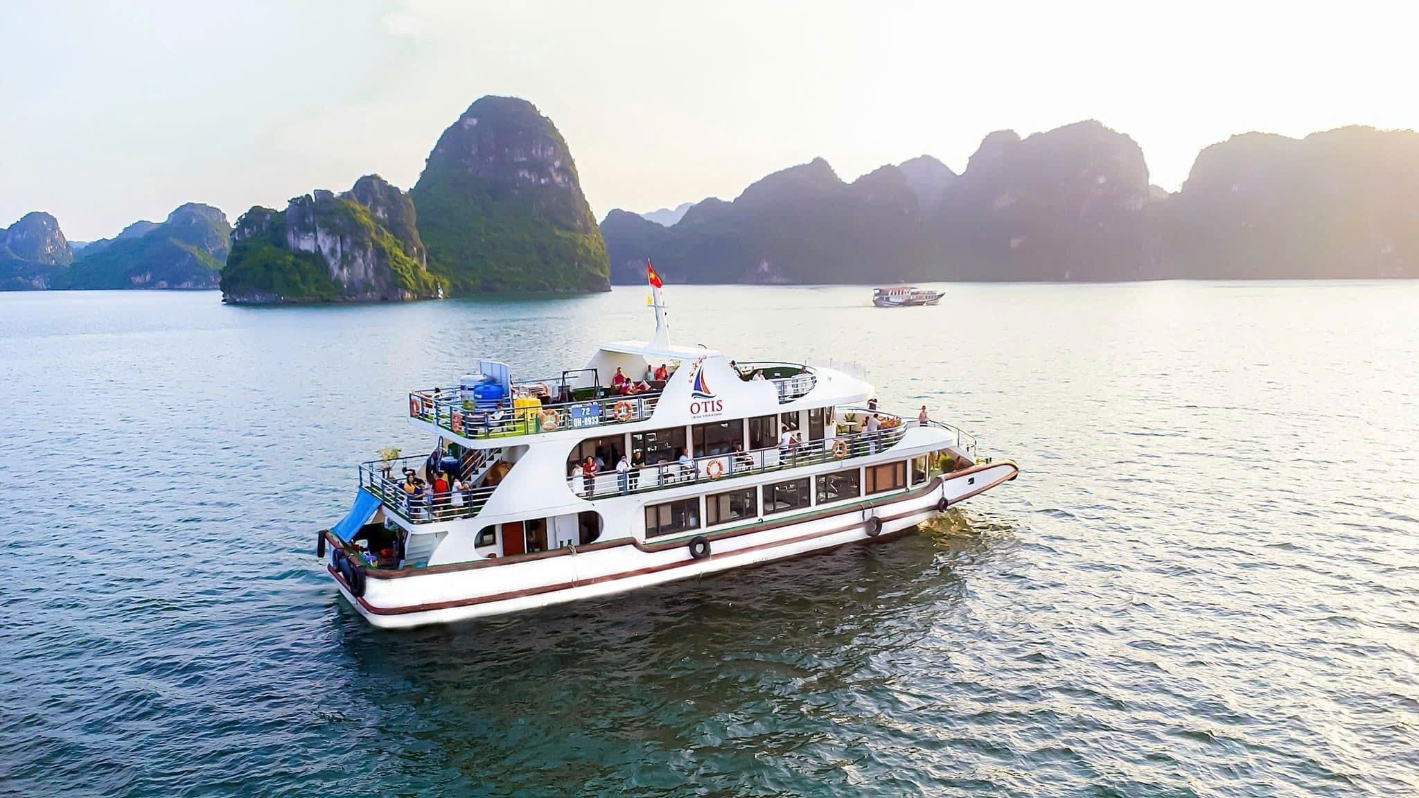 Ảnh tour Vịnh Hạ Long