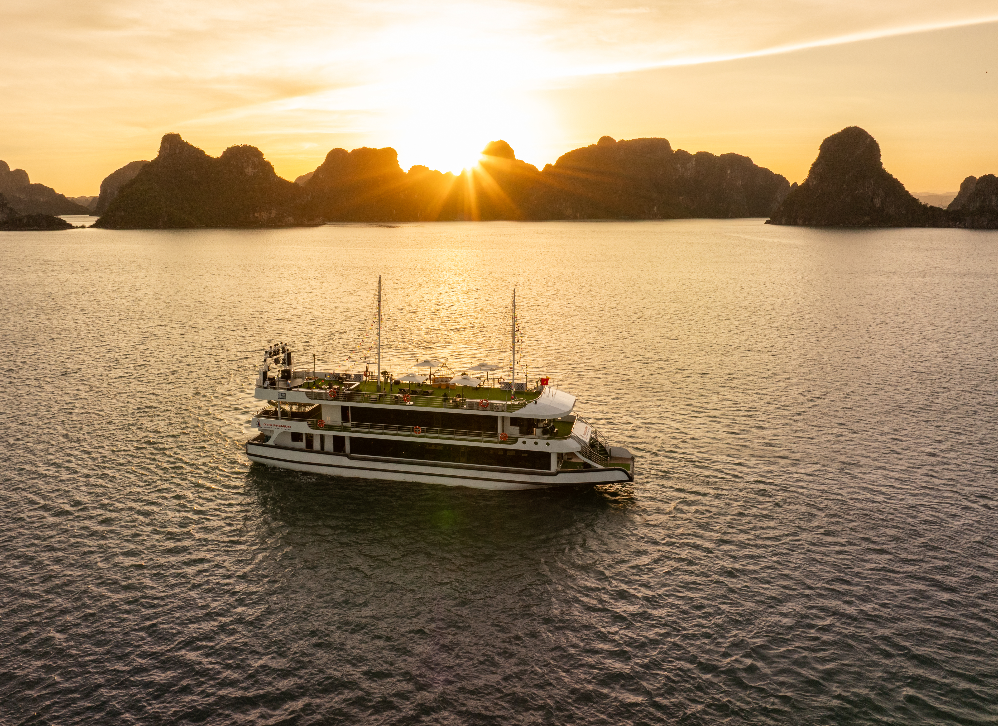Ảnh tour Vịnh Hạ Long