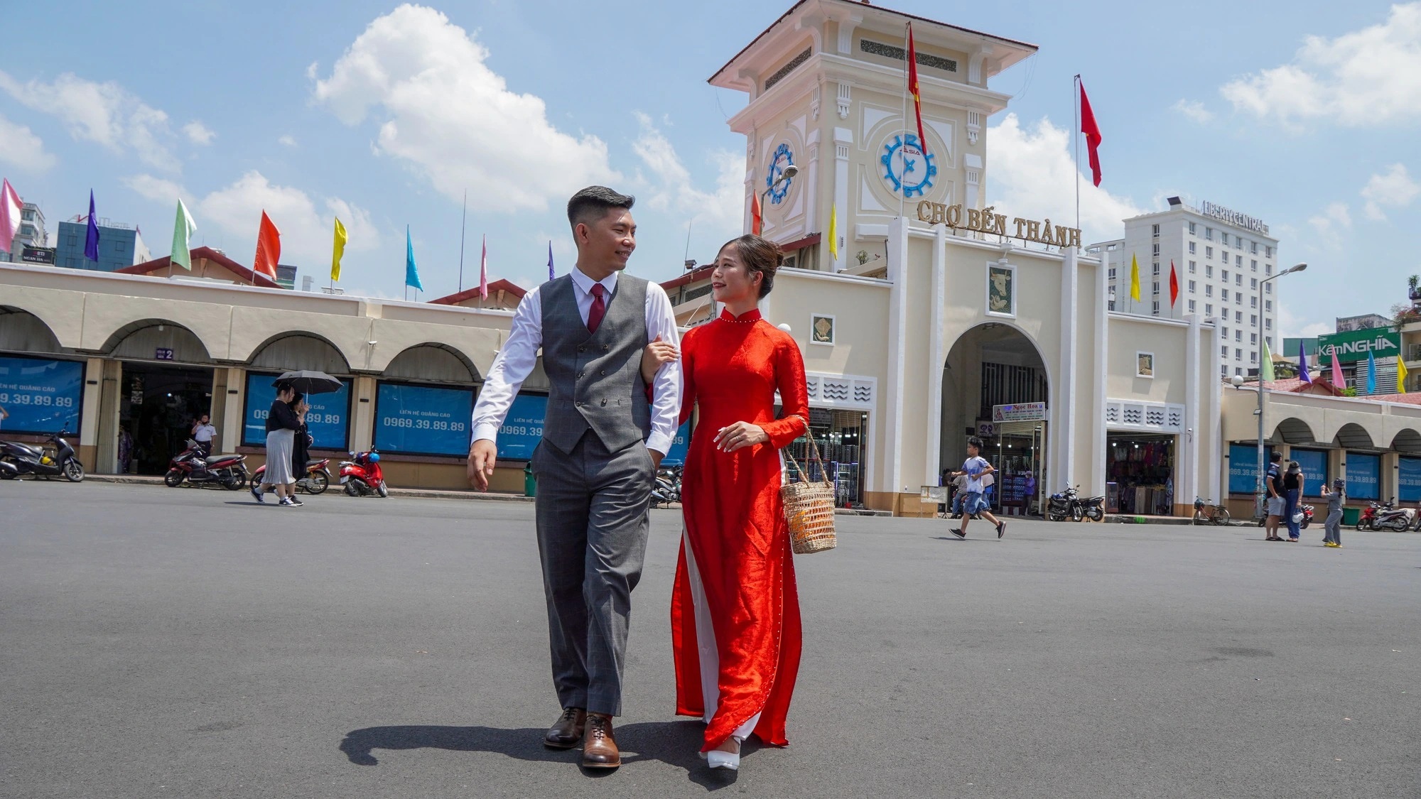 HO CHI MINH 4D3N PACKAGE: HCMC – CU CHI TUNNELS – MEKONG DELTA
