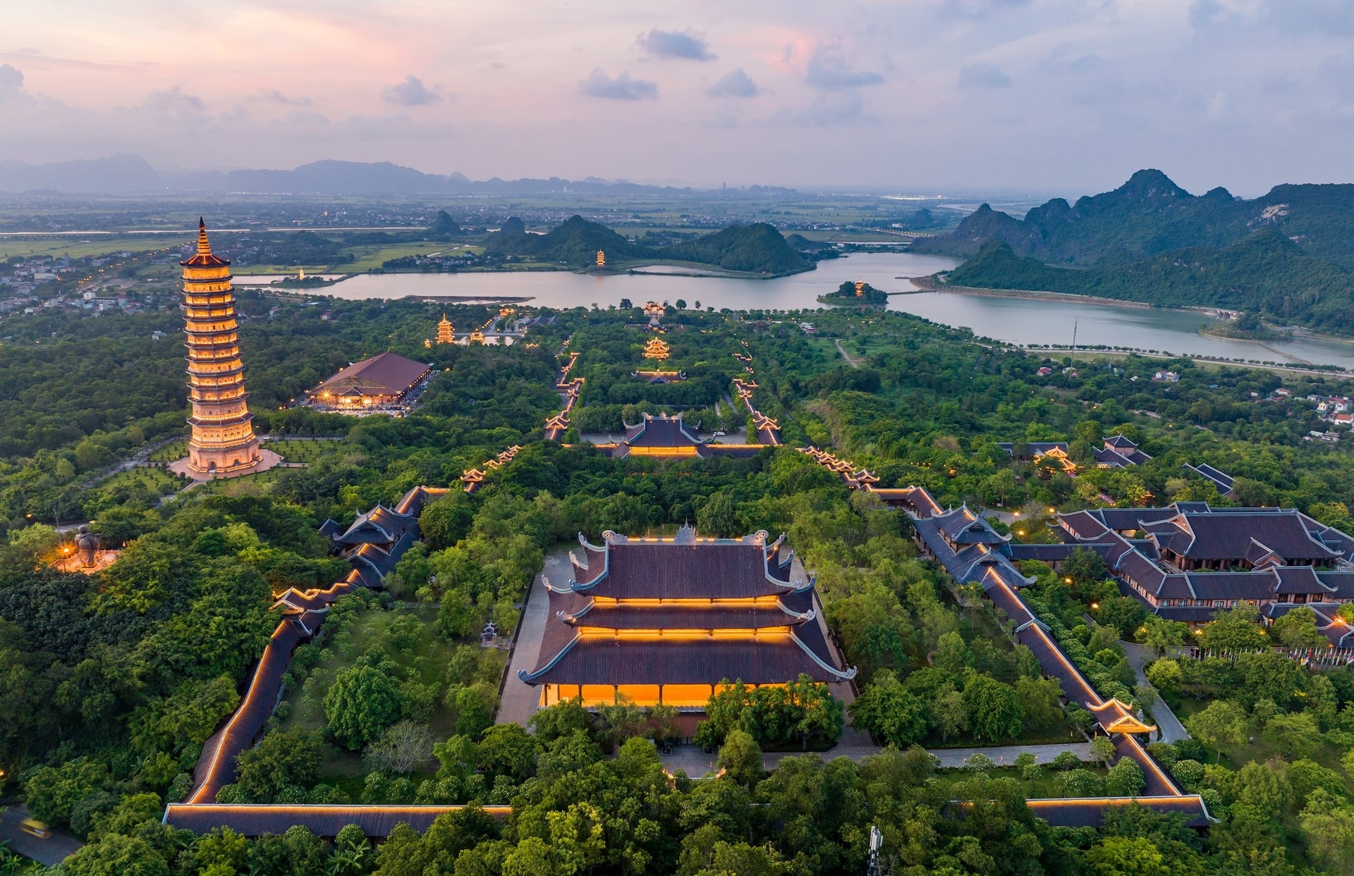DU LỊCH BÁI ĐÍNH -TRÀNG AN -HANG MÚA