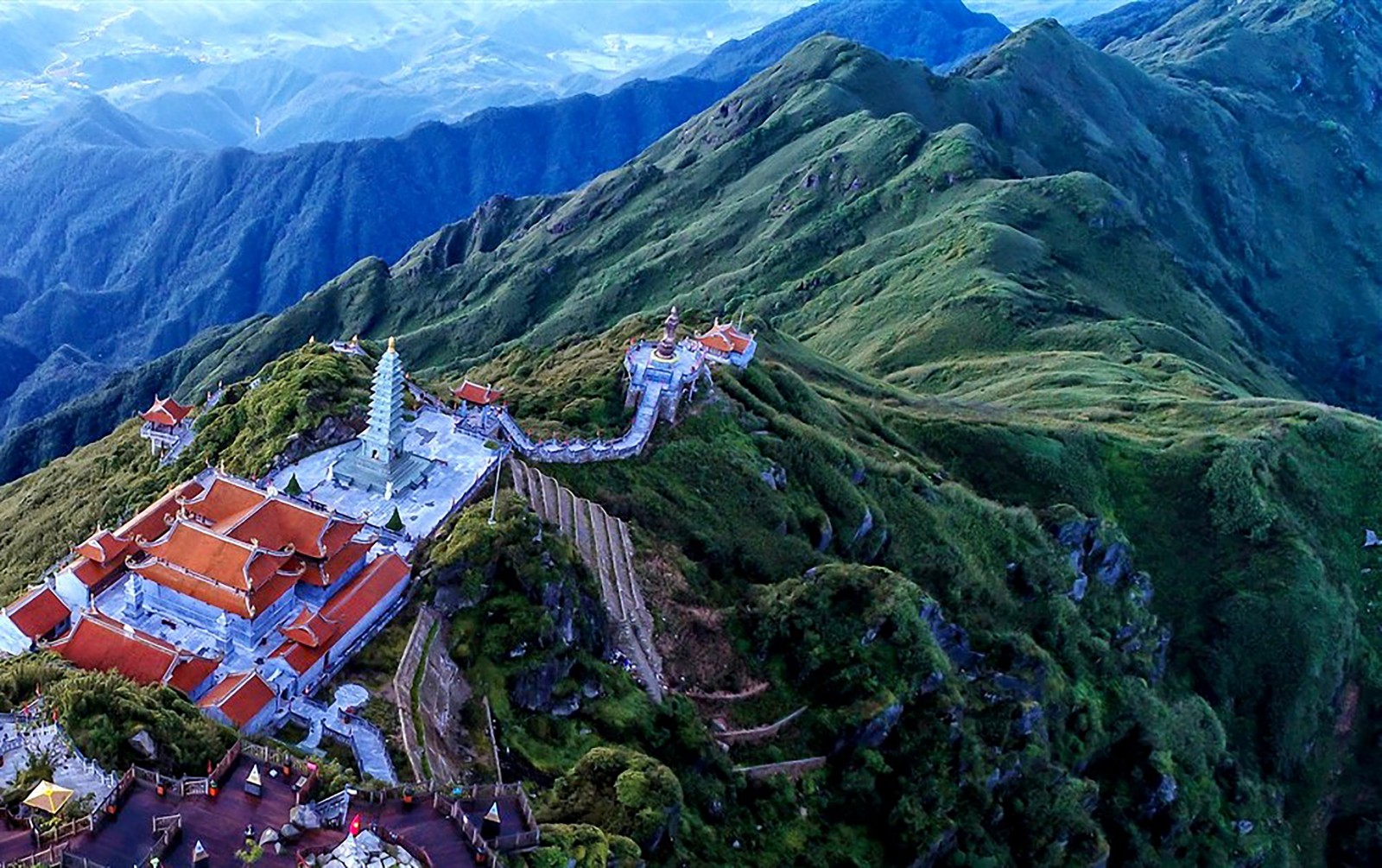 SAPA FANSIPAN 2 DAYS 1 NIGHTS BY BUS