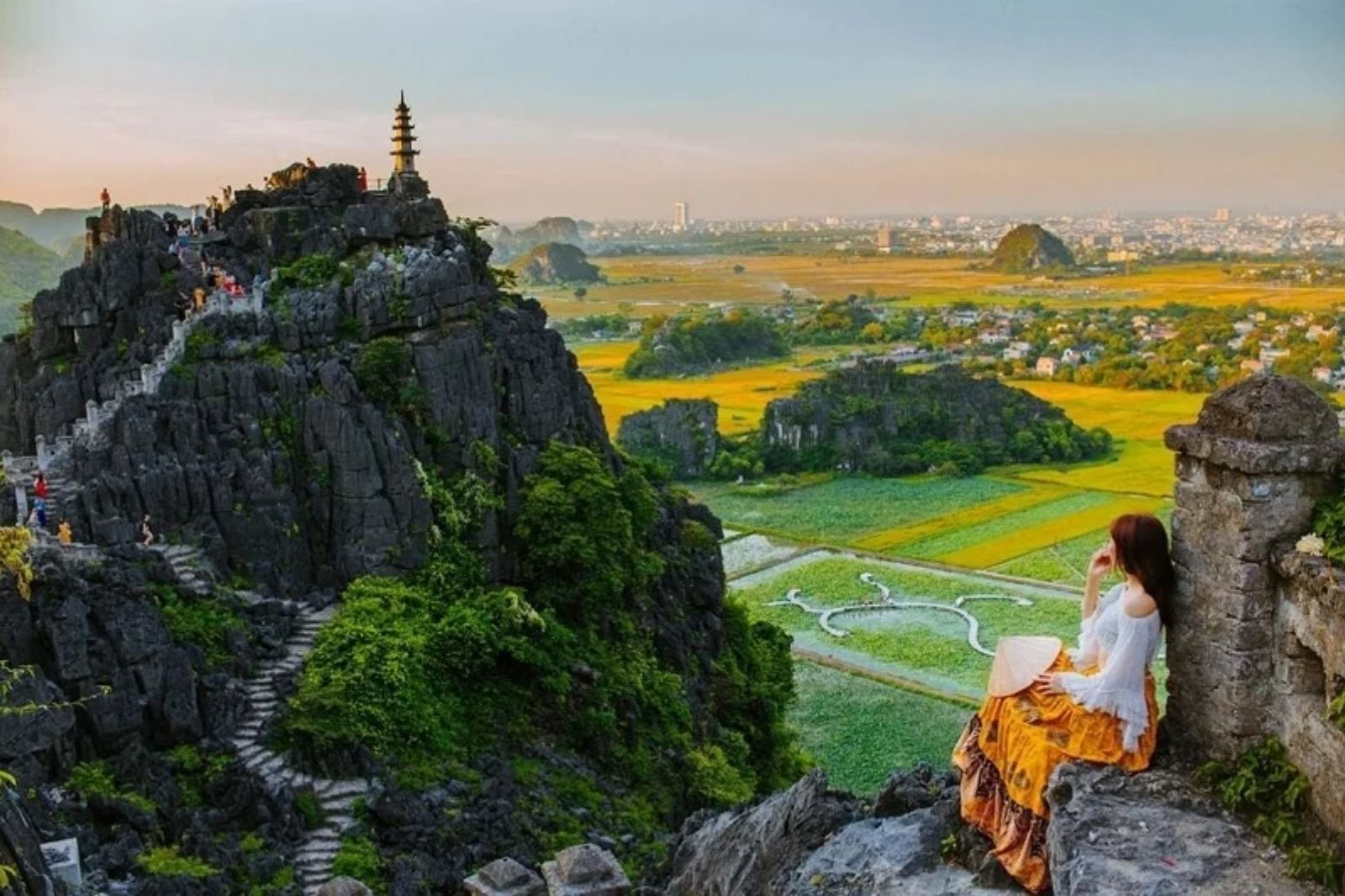 HANOI 5D4N PACKAGE:  HA NOI -NINH BINH - HALONG BAY- CITY TOUR HA NOI (SIC TOUR )